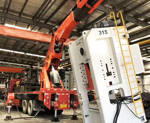 龙河镇提升工作效率，选择优质折臂吊租赁服务